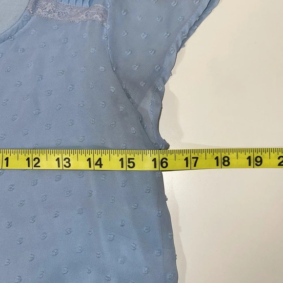 LC Lauren Conrad Baby Blue Contrast Swiss Dot Pleated Blouse Small Women’s - Picture 7 of 11